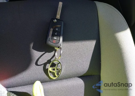 2025 Toyota Corolla Le z USA, uszkodzony, nr VIN 5YFB4MDE4SP286566